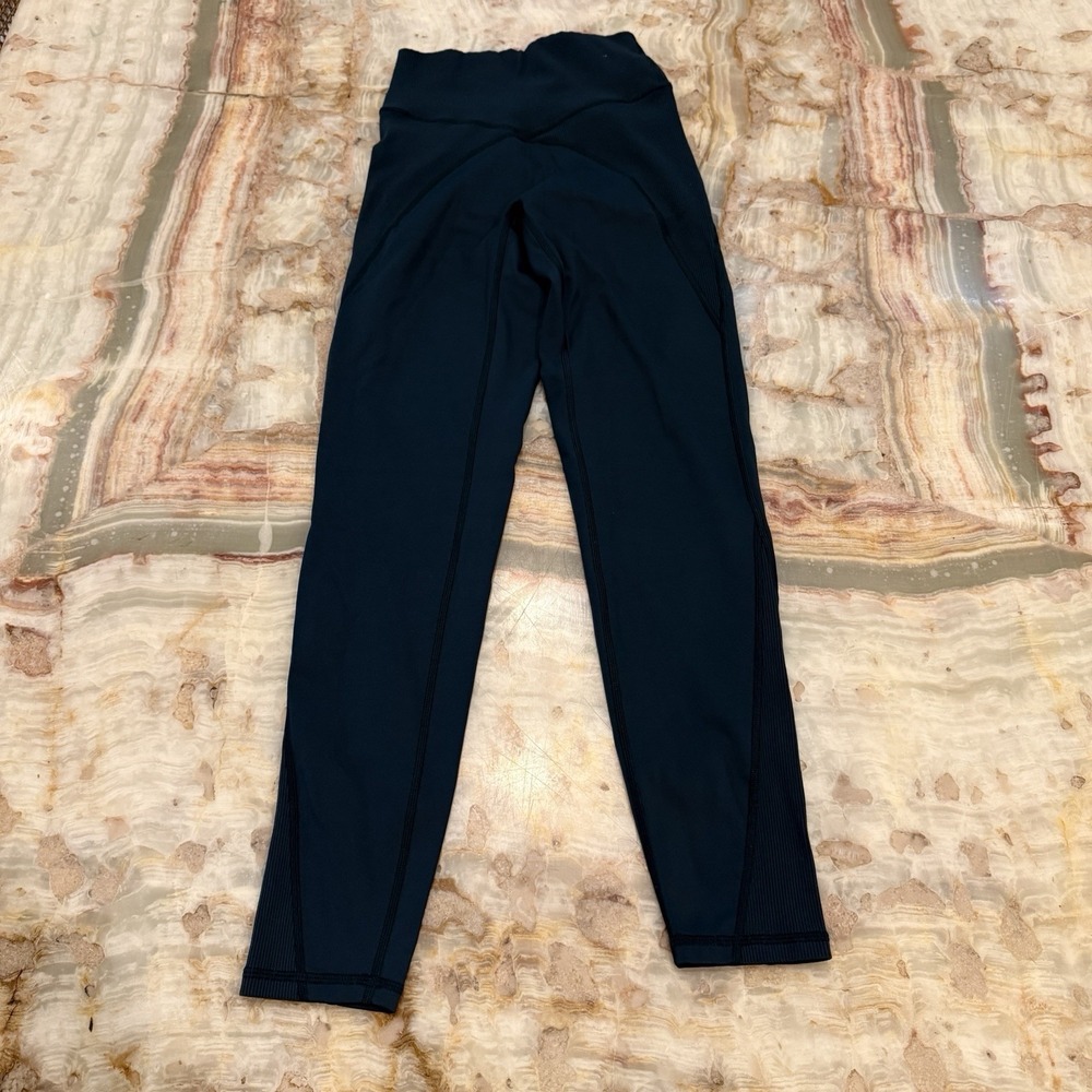 Offline by Aerie Women's High Rise 7/8 Leggings Green Size M